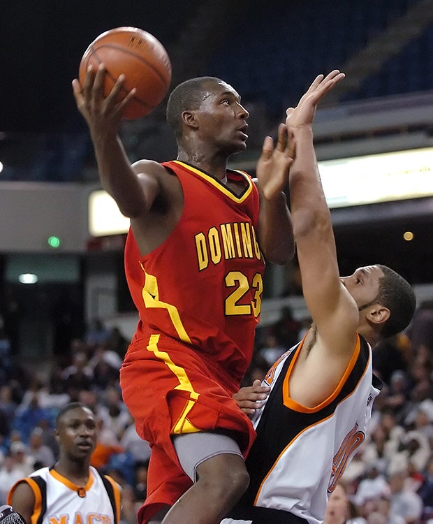 Former Dominguez High School and current New Orleans Pelicans player Jordan Hamilton.