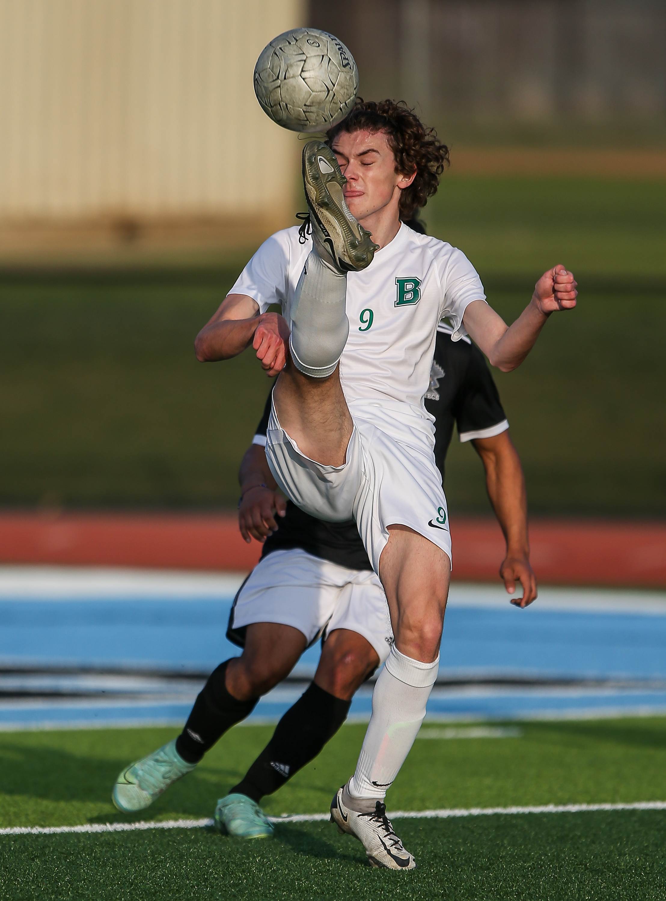 Owen Ryan executes a perfect bicycle kick.