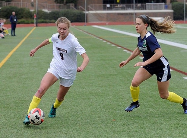Marissa Hart set a goal to play collegiate soccer and the Providence Day standout has committed to Princeton after she graduates in 2019.