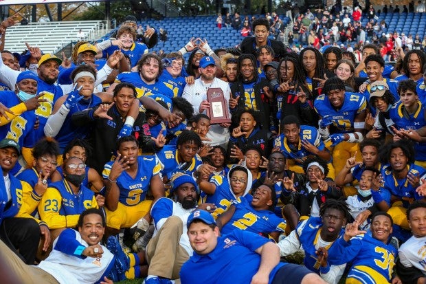 Oscar Smith celebrates its second consecutive VHSL Class 6 state championship in 2021.
