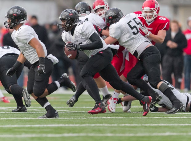 Bolingbrook brings back Aaron Bailey at quarterback, and that in combo with a prolific group of rushers makes the Raiders our pick as the state's top team.