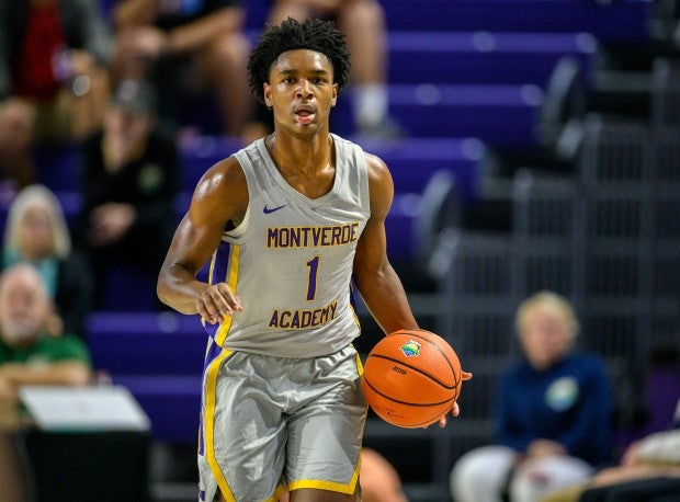 Four-star Baylor signee Rob Wright scored 10 first-half points for Montverde Academy. (Photo: Eugene Alonso)