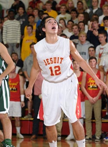 Parker Uu had a team-high 12 points
for Jesuit.