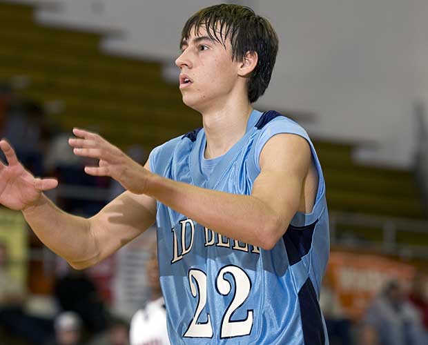 Marshall Henderson, Bell