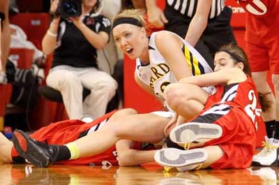 Seward extends win streak to 75 games