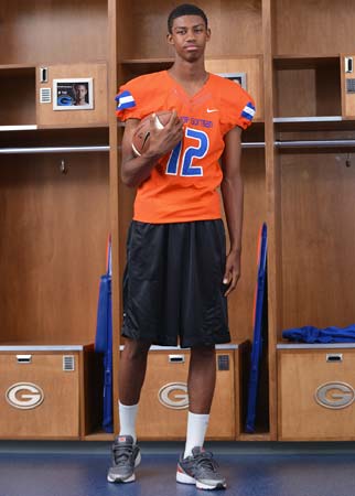 As a backup quarterback last season, Cunningham Jr.
threw for 298 yards and two touchdowns. He also had 483
yards rushing and seven scores.