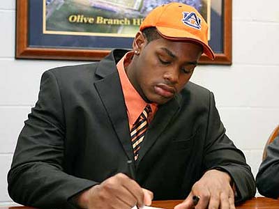 Auburn signee Shon Coleman is undergoing treatment for leukemia.