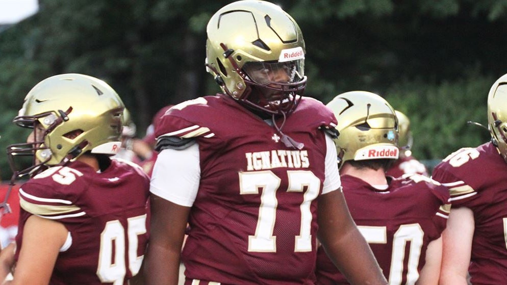 High school football: Top 10 high school football prospects in Illinois