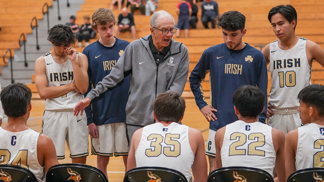 BASKETBALL: Career coaching wins leaders