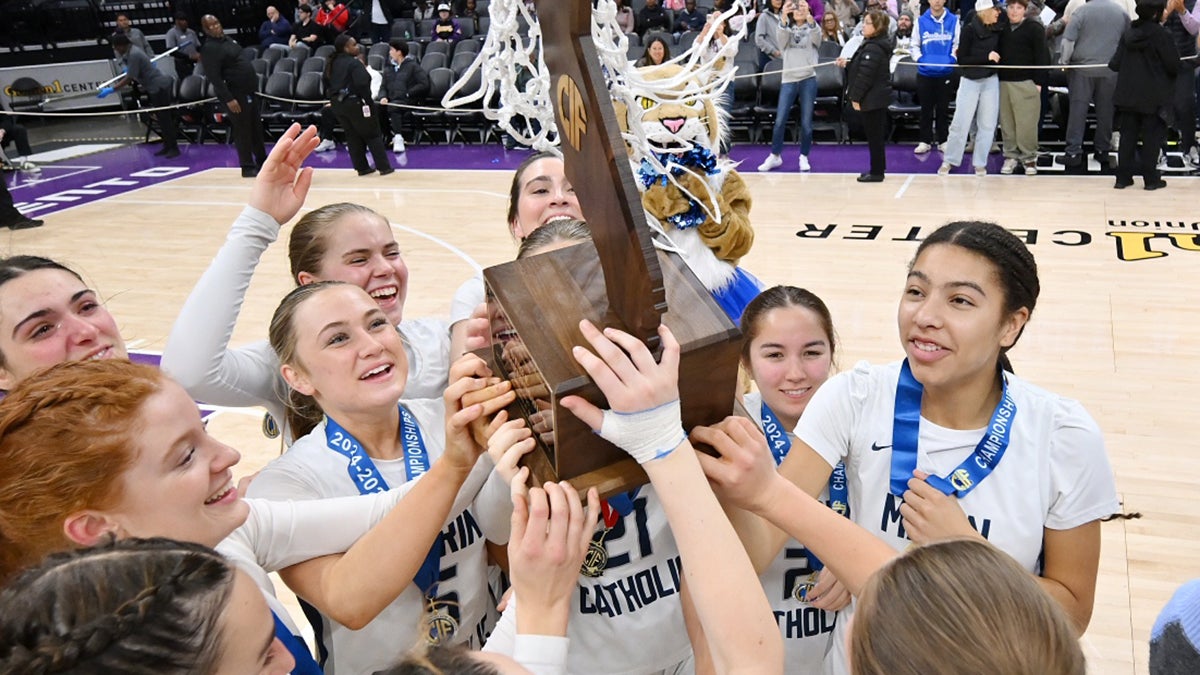 Marin Catholic 48, Mater Dei Catholic 38