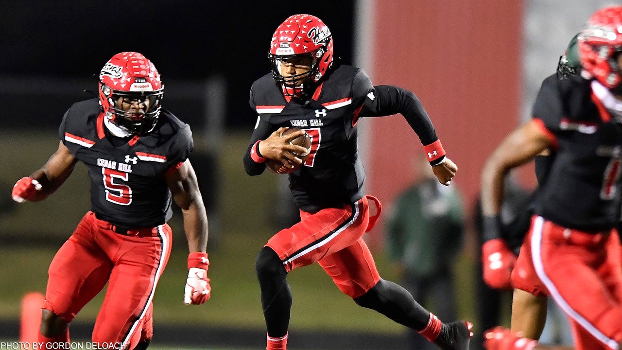 Texas Top 25 high school football scores: Kaidon Salter accounts for 410 yards, six touchdowns in Cedar Hill win