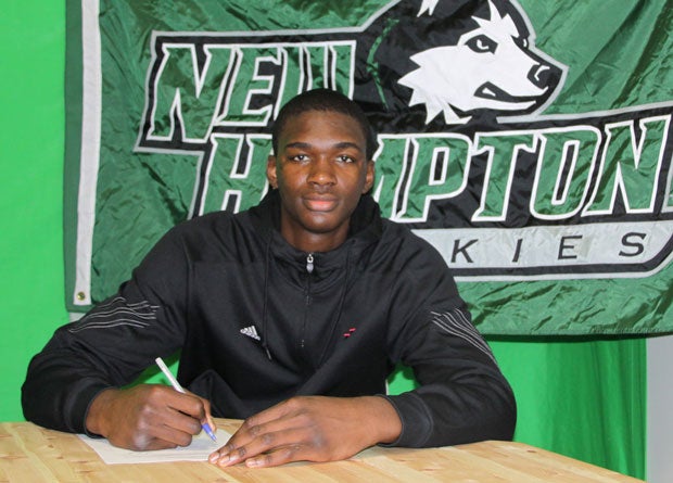Indiana jumped to No. 2 in the recruiting class rankings after landing phenom forward Noah Vonleh, shown here signing his NLI during a ceremony at New Hampton Prep in New Hampshire.