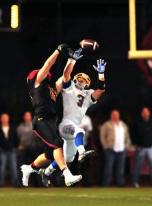 Mission Viejo's pass defense was
brilliant all night.