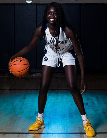 Forward Maria Gakdeng