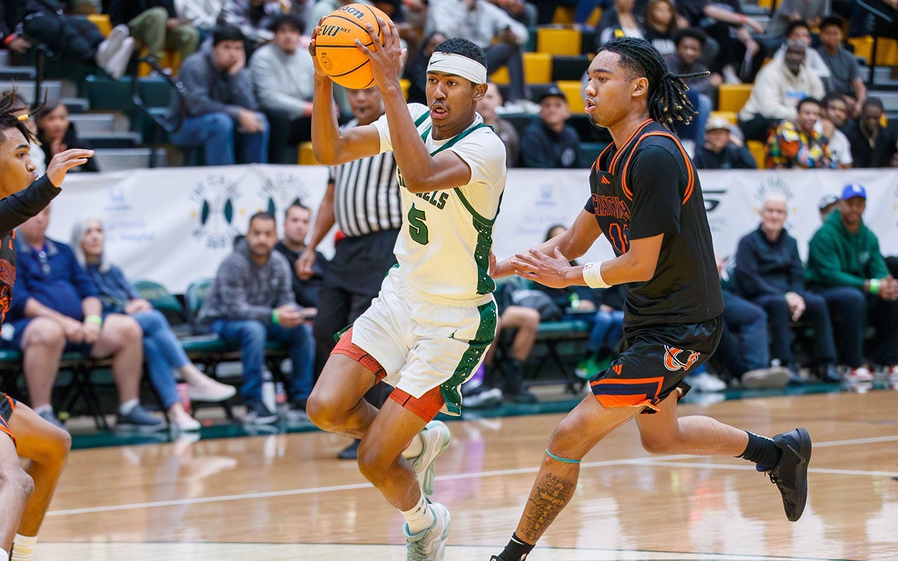 BASKETBALL: Crowe Jr. scores 50 in win