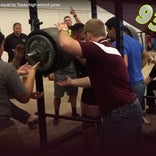 Video: Texas junior squats 930 pounds