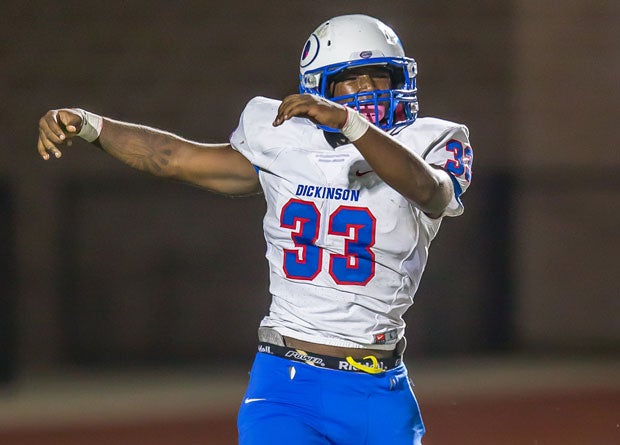 Dickinson senior fullback leads the Gators into a Friday battle against Clear Springs.