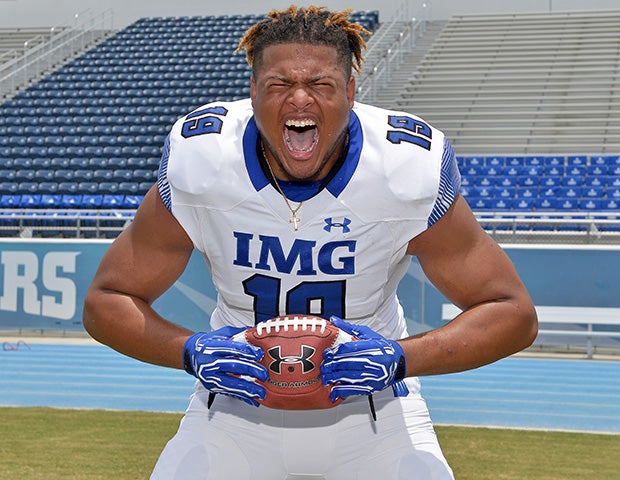Defensive end Xavier Thomas