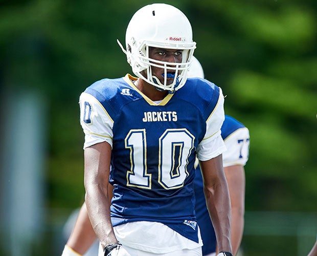 Lee County defensive lineman Desmond Evans