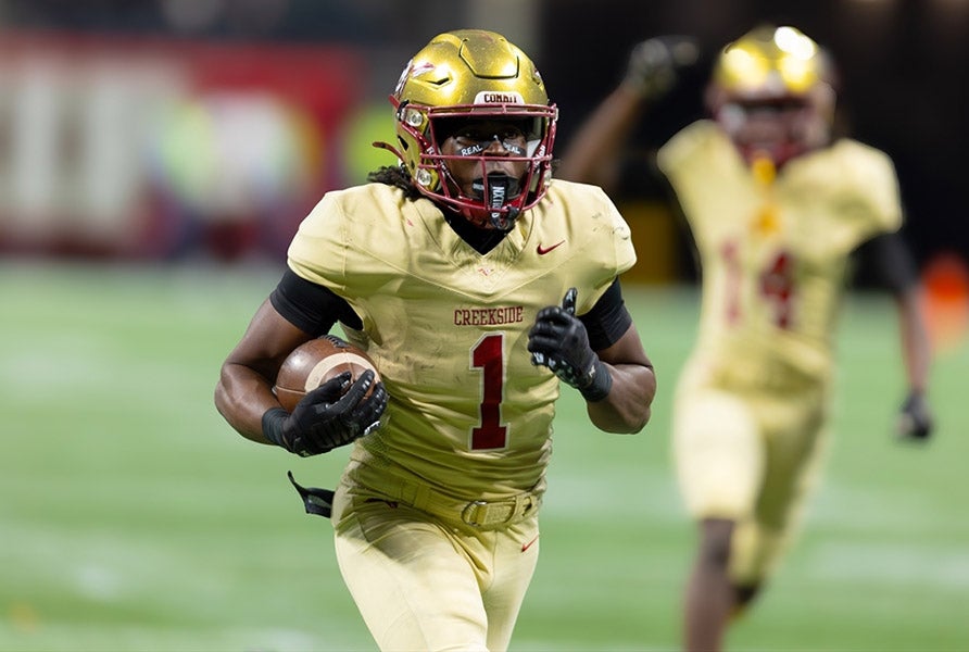 Averaging 9.4 yards per carry, Gary Walker piled up 1,669 yards and 20 touchdowns on the ground last season for Creekside. (PHOTO: Corey Jones)