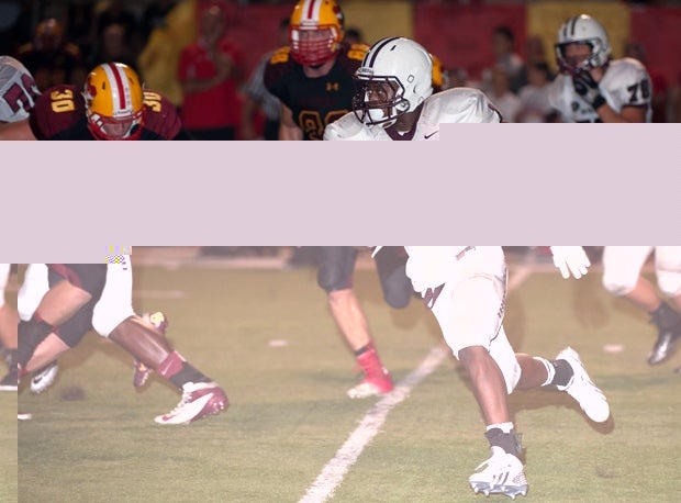 Elijah Ibitokun-Hanks and Don Bosco Prep are back from California and will host Miami Central.