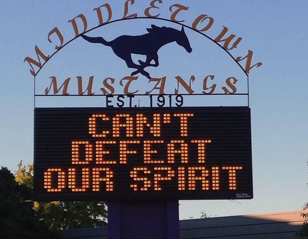 A sign reminds Middletown residents to stay strong.