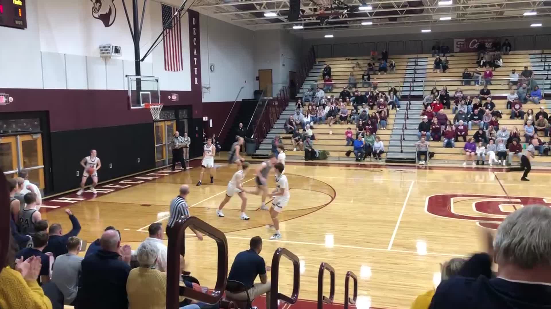 Basketball Game Preview: Trinity Lutheran Cougars vs. Crothersvi