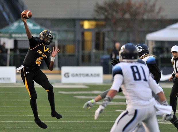 Del Oro quarterback Stone Smartt completed 11 of 20 passes for 120 yards. 