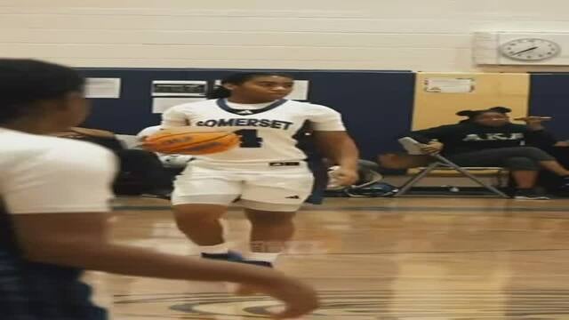 Basketball Recap: Somerset Prep Piles Up the Points Against Chaminade-Madonna