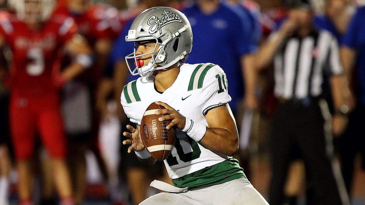 MaxPreps Preseason High School Football Top 25: No. 17 De La Salle
