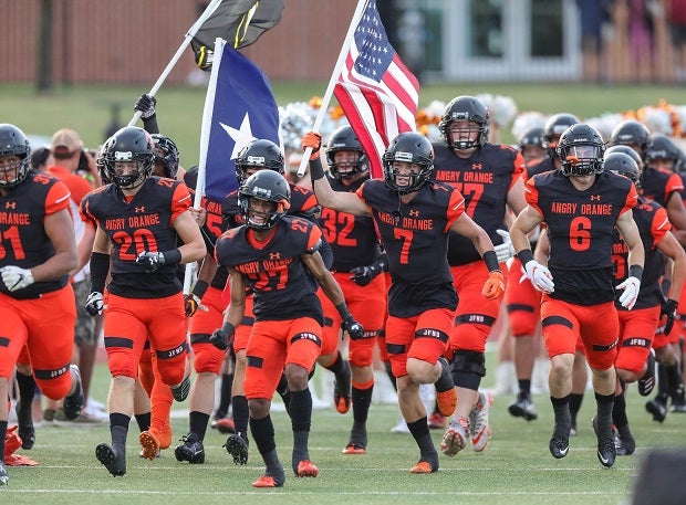 Rockwall took down Allen with a two-point conversion in the dying minutes to win 60-59.