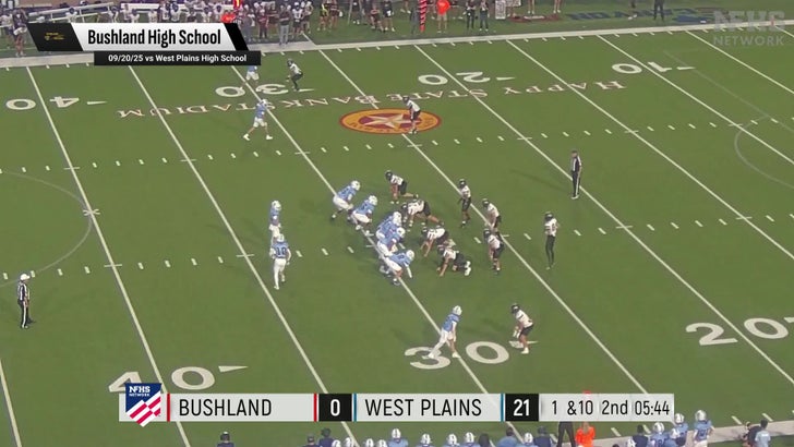 Football Recap: Daniel Ramos' Big Game Can't Quite Lead Lamesa o