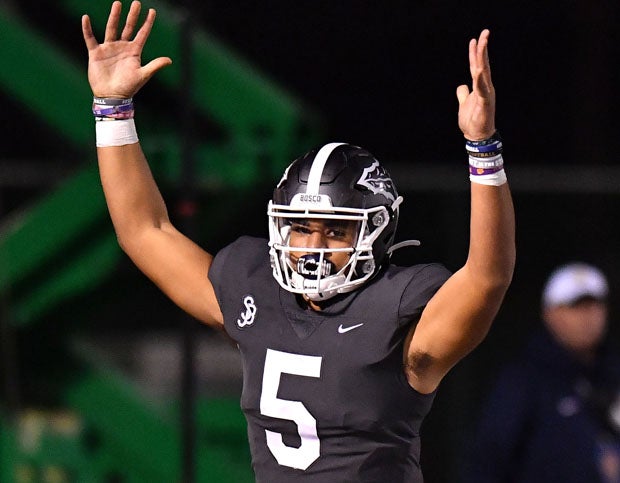 Bosco's DJ Uiagalelei signals touchdown in his team's state-championship win over De La Salle.