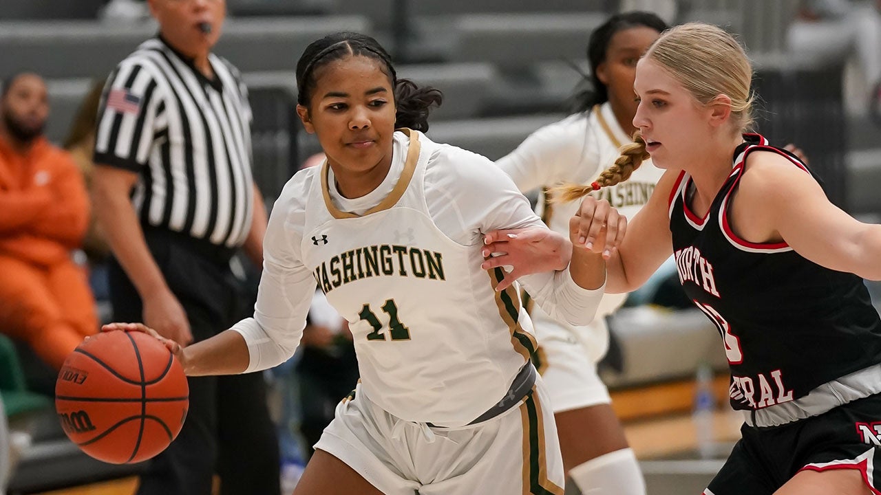 202122 MaxPreps Freshman AllAmerica Team ZaKiyah Johnson of Sacred