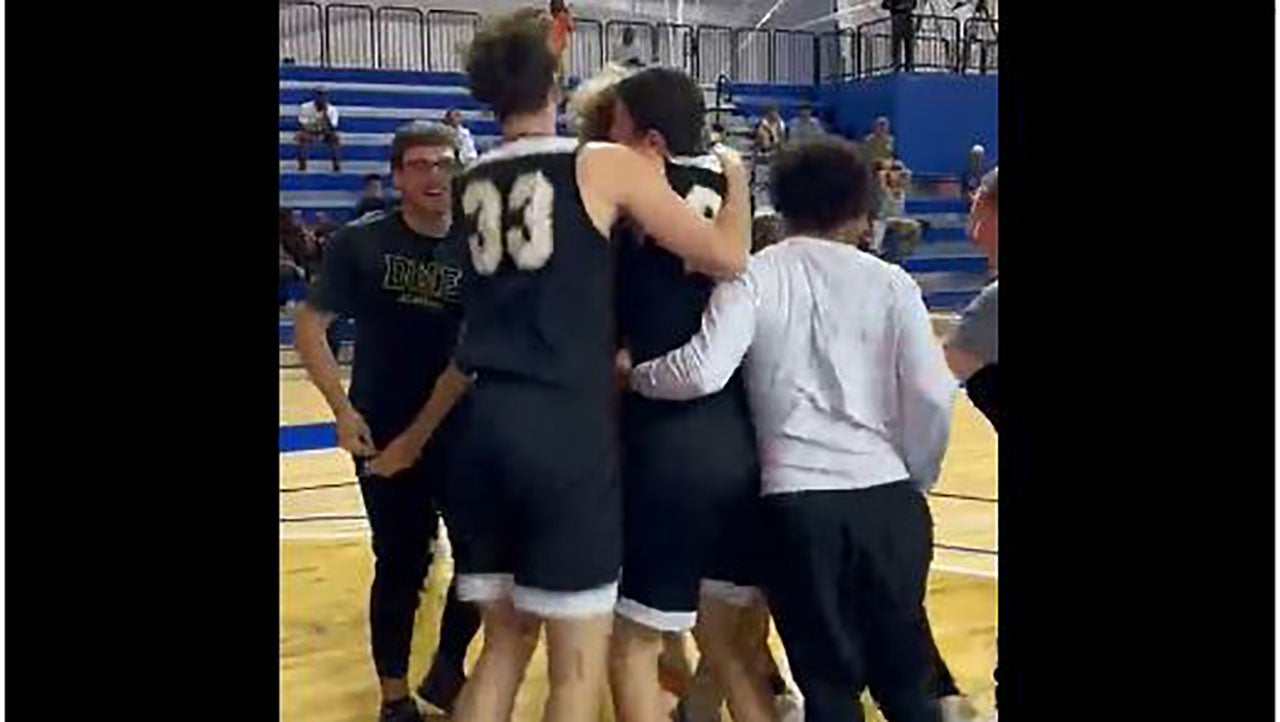 High school basketball DME Academy beats IMG Academy on buzzer beater eerily reminiscent of