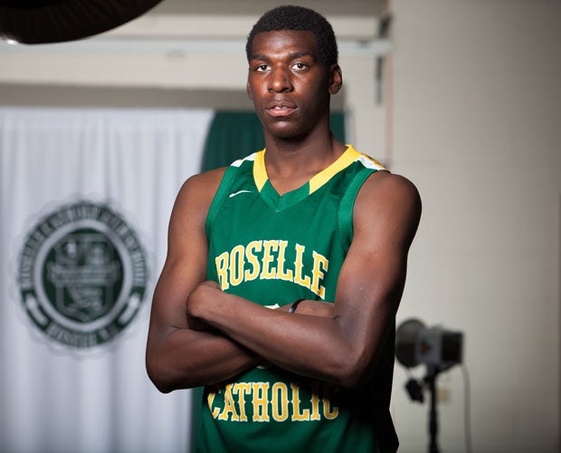Forward/center Nazreon Reid