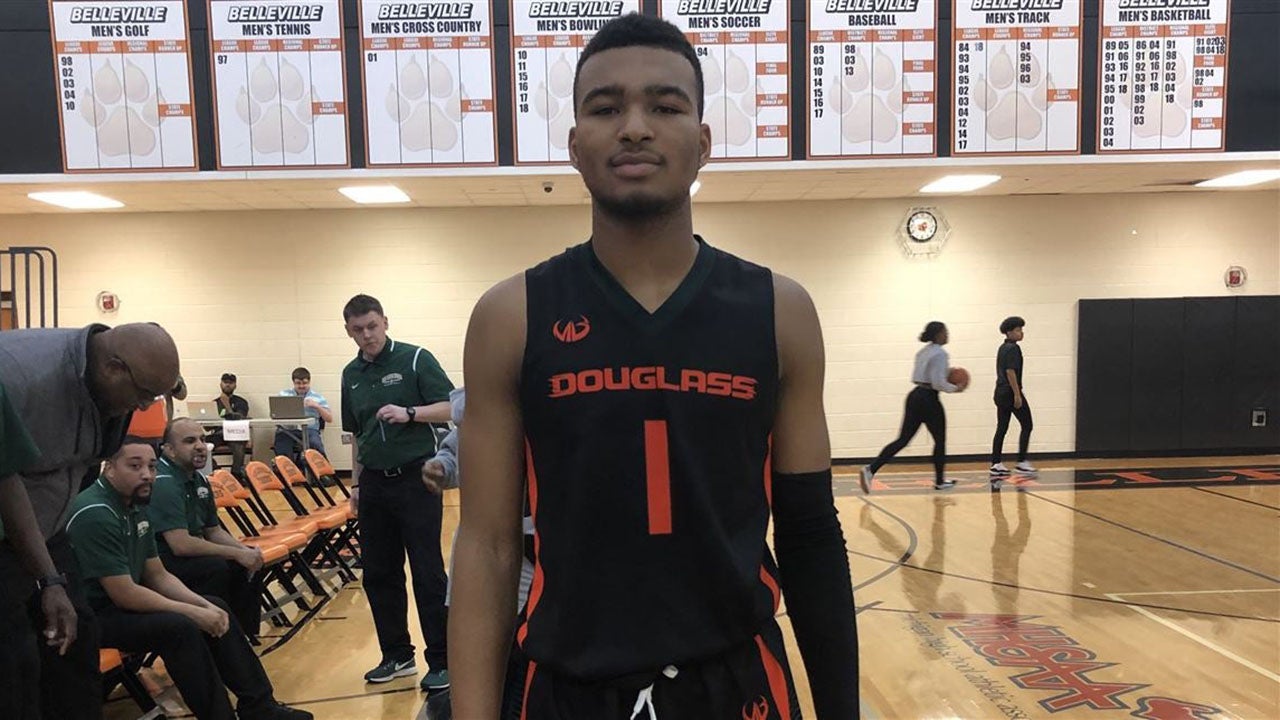Pierre Brooks named 2020-21 MaxPreps Michigan High School Basketball Player of the Year