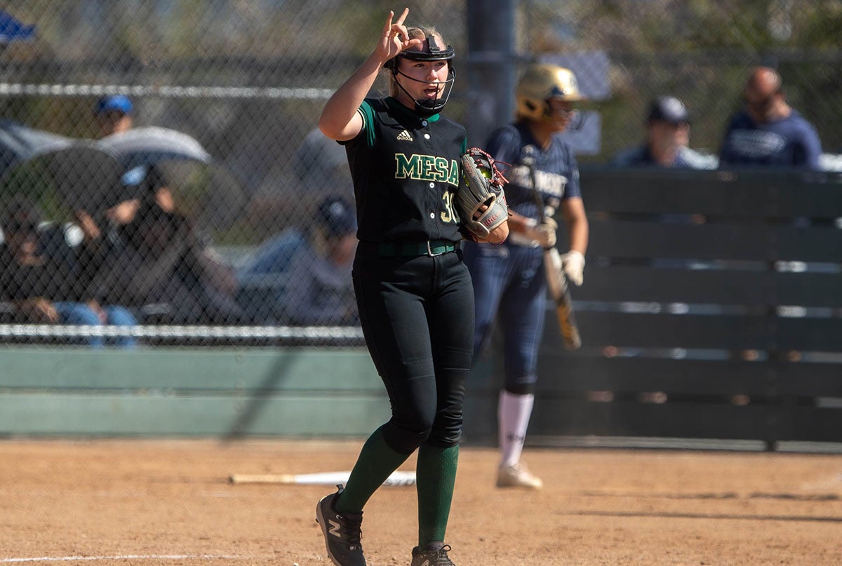 Murrieta Mesa senior Lilly Hauser has a 7-0 record this season with a 0.44 ERA and 58 strikeouts for the No. 5 team in the nation. The Arizona signee has 48 wins and 49 extra-base hits during her four-year varsity career. (PHOTO: Nathaniel Herbert)