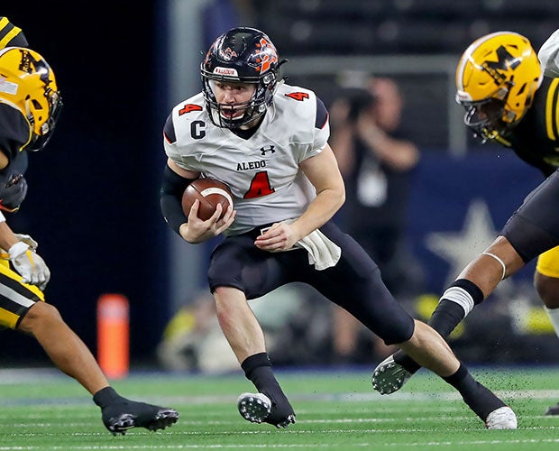 Quarterback Jake Bishop accounted for four touchdowns in the victory.