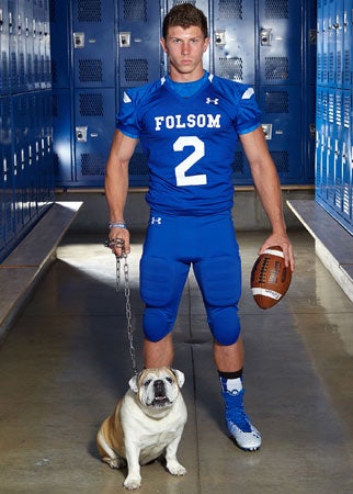 Running back/linebacker Bailey Laolagi 