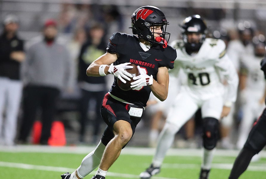 Camden Capehart averaged over 25 yards per reception for Winnsboro over his career. On Thursday the Mississippi State football signee ran a 10.02 100 meter to etch himself into the No. 6 spot all-time nationally. (PHOTO: Jim Redman)