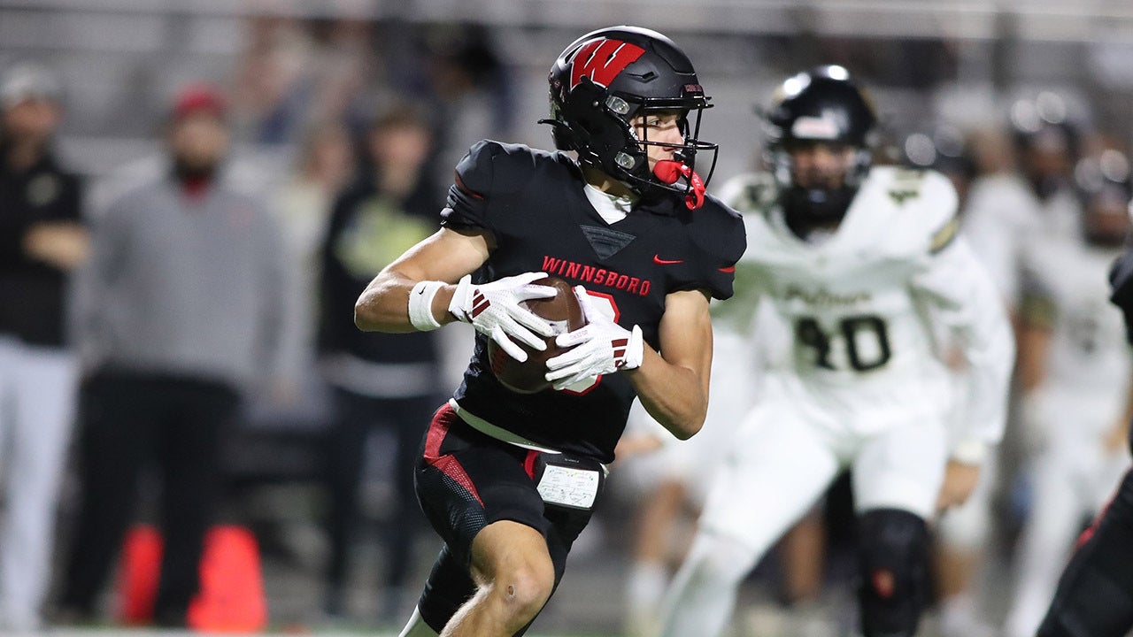 Texas track star runs historic 10.02