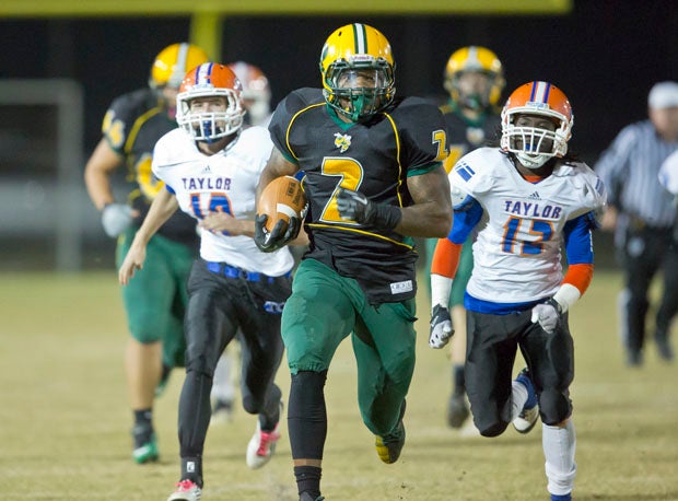 Derrick Henry the night he broke Ken Hall's national record.