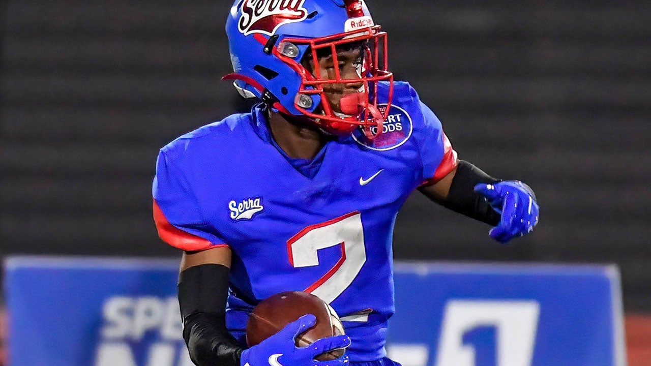 Top football recruit breaks Cali 100 mark