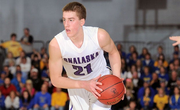 Iowa State head coach Fred Hoiberg pulled sharpshooting guard Matt Thomas out of Wisconsin.