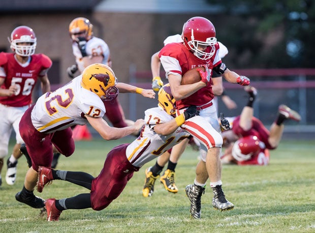 The 4-2 St. Henry Redskins moved into the Division VI rankings at No. 10 with a 35-14 win over Minister.