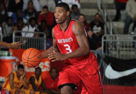 Marcus Smart and No. 2 Marcus (Flower Mound, Texas) survived a 39-38 win over South Grand Prairie on Saturday night. 