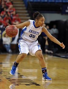 Tiara Tucker scored a game-high
28 points.
