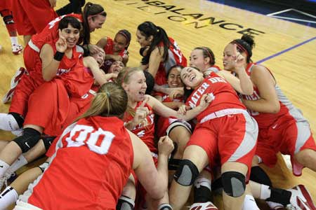 Mater Dei girls celebrate their third straight state title and second straight over Berkeley.