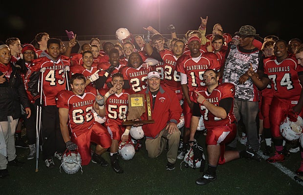 Southport football is the Week 3 winner of the Indiana Team of the Week, presented by the Indiana Army National Guard.